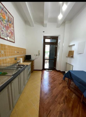 Appartamento privato accanto studi televisivi